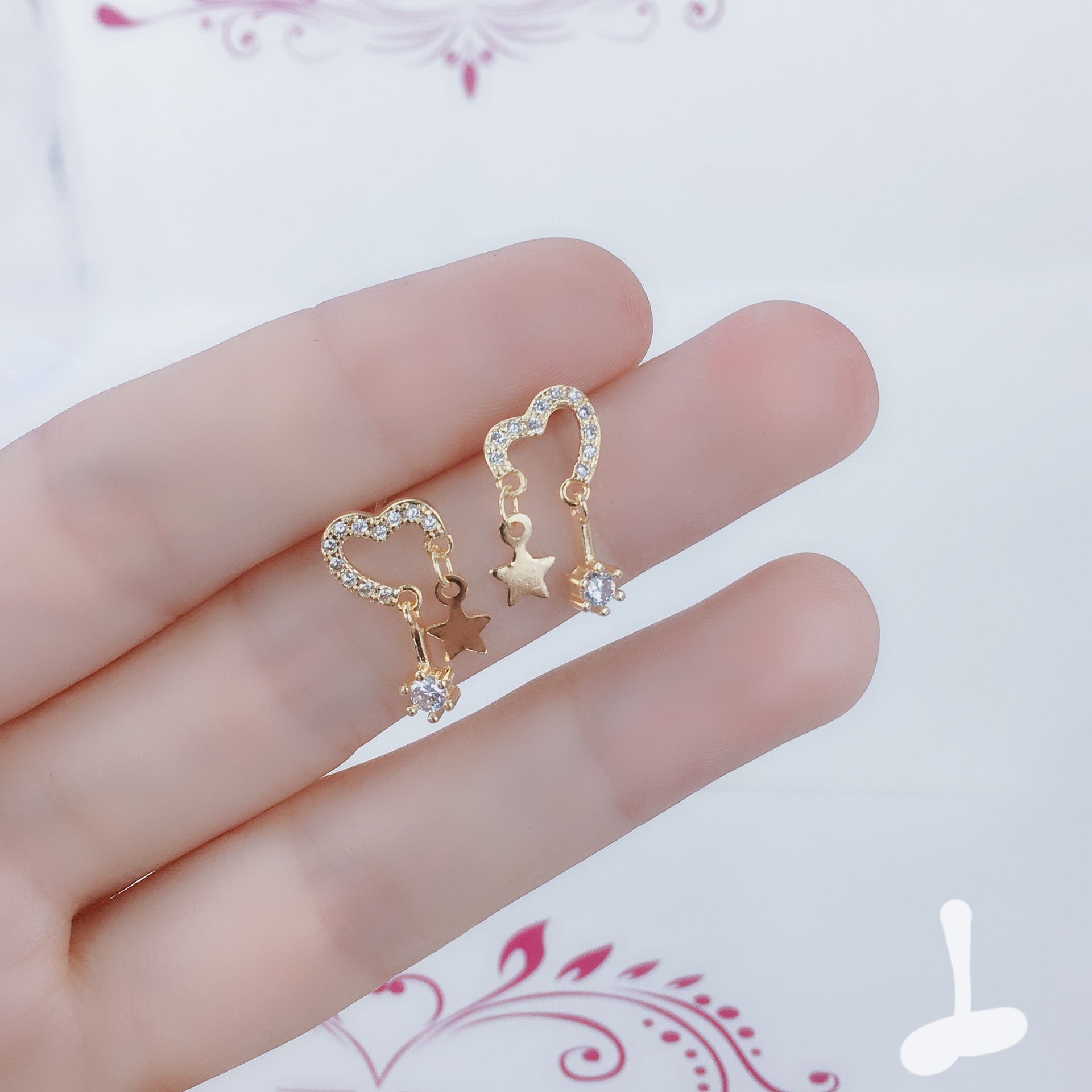 Wholesale Simple Small Exquisite Design Sense 925 Sterling Silver Earrings